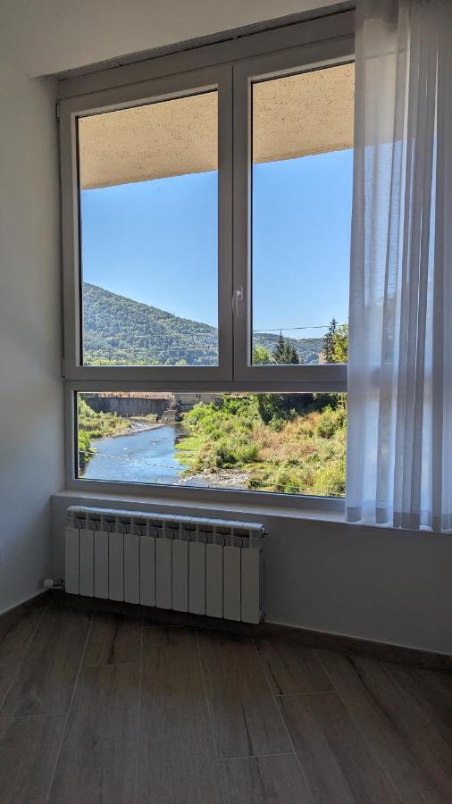 Hydros Daire Ripoll Dış mekan fotoğraf