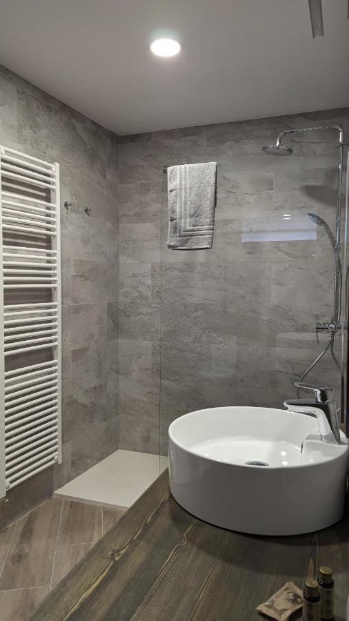 Hydros Daire Ripoll Dış mekan fotoğraf